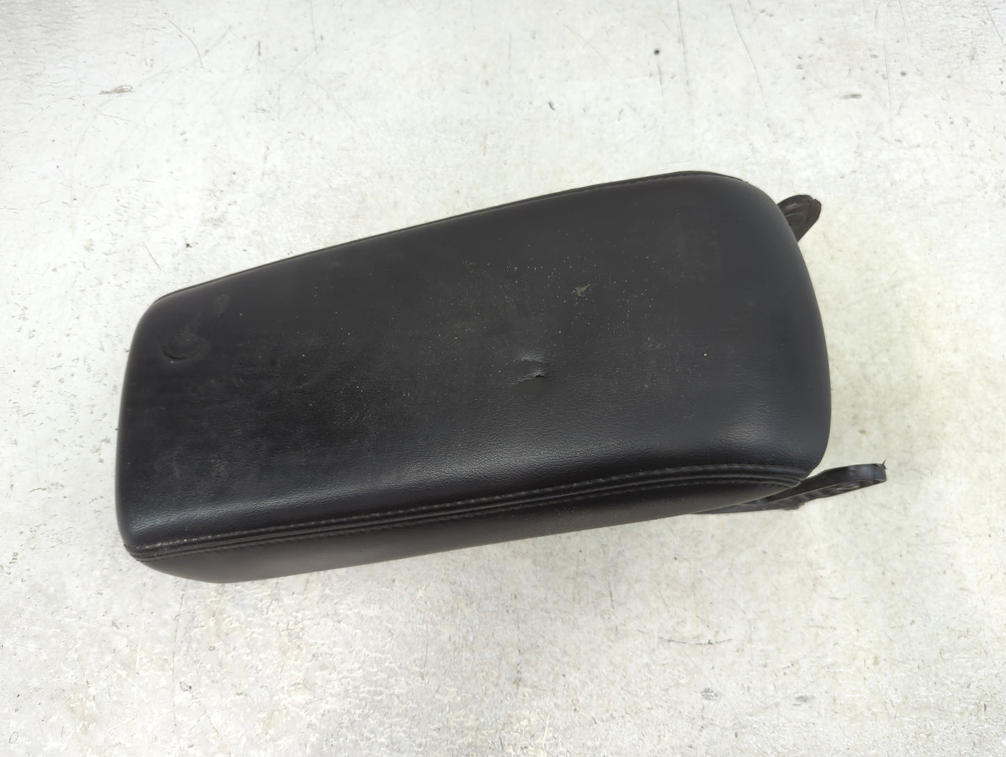 2012 Chevrolet Volt Center Console Armrest Cover Lid Fits OEM Used Auto Parts - Oemusedautoparts1.com
