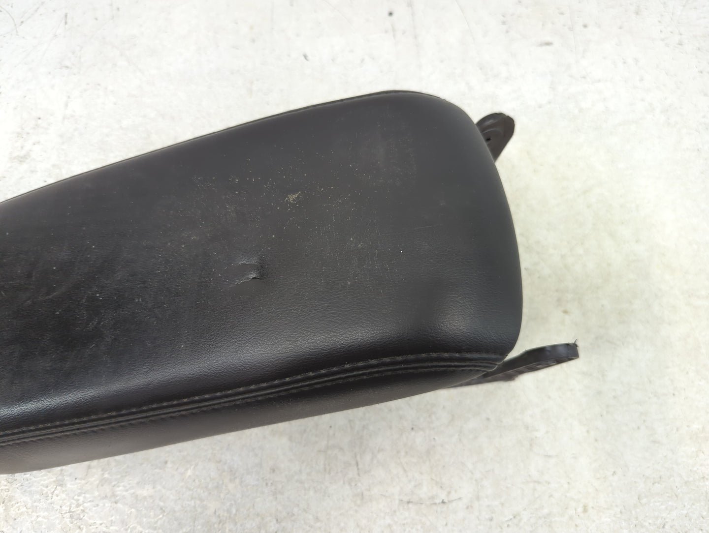 2012 Chevrolet Volt Center Console Armrest Cover Lid Fits OEM Used Auto Parts - Oemusedautoparts1.com