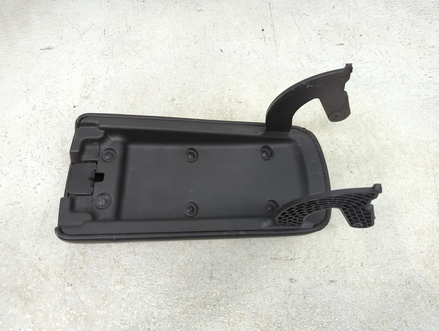 2012 Chevrolet Volt Center Console Armrest Cover Lid Fits OEM Used Auto Parts - Oemusedautoparts1.com