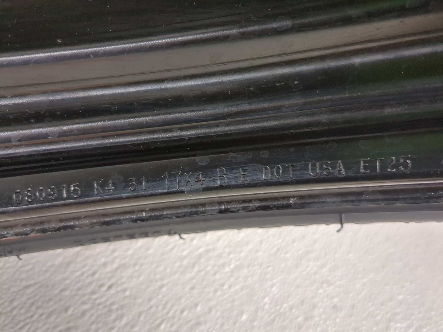 2015-2017 Chrysler 200 Spare Donut Tire Wheel Rim Oem - Oemusedautoparts1.com