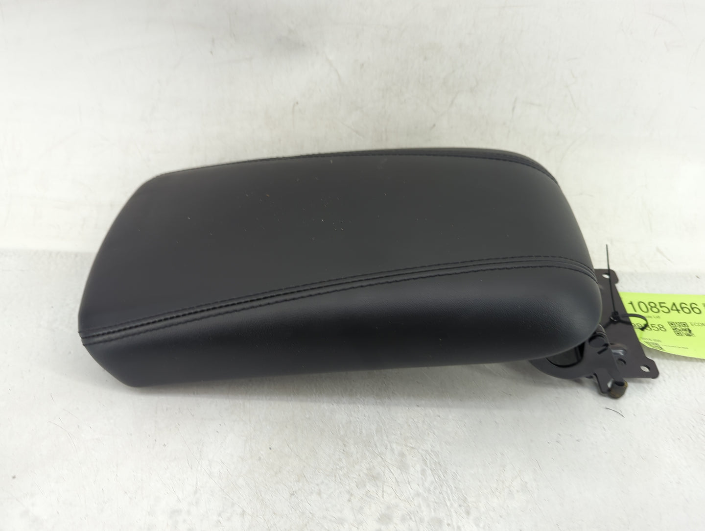 2015-2017 Chrysler 200 Center Console Armrest Cover Lid Fits Fits 2015 2016 2017 OEM Used Auto Parts - Oemusedautoparts1.com