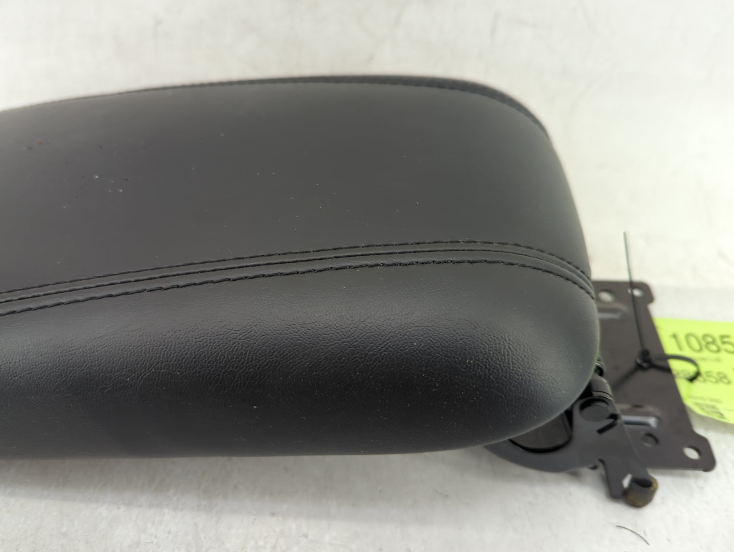 2015-2017 Chrysler 200 Center Console Armrest Cover Lid Fits Fits 2015 2016 2017 OEM Used Auto Parts - Oemusedautoparts1.com