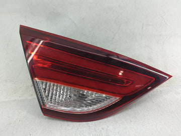 2015-2017 Chrysler 200 Driver Left Side Deck Lid Mounted Tail Light - Oemusedautoparts1.com