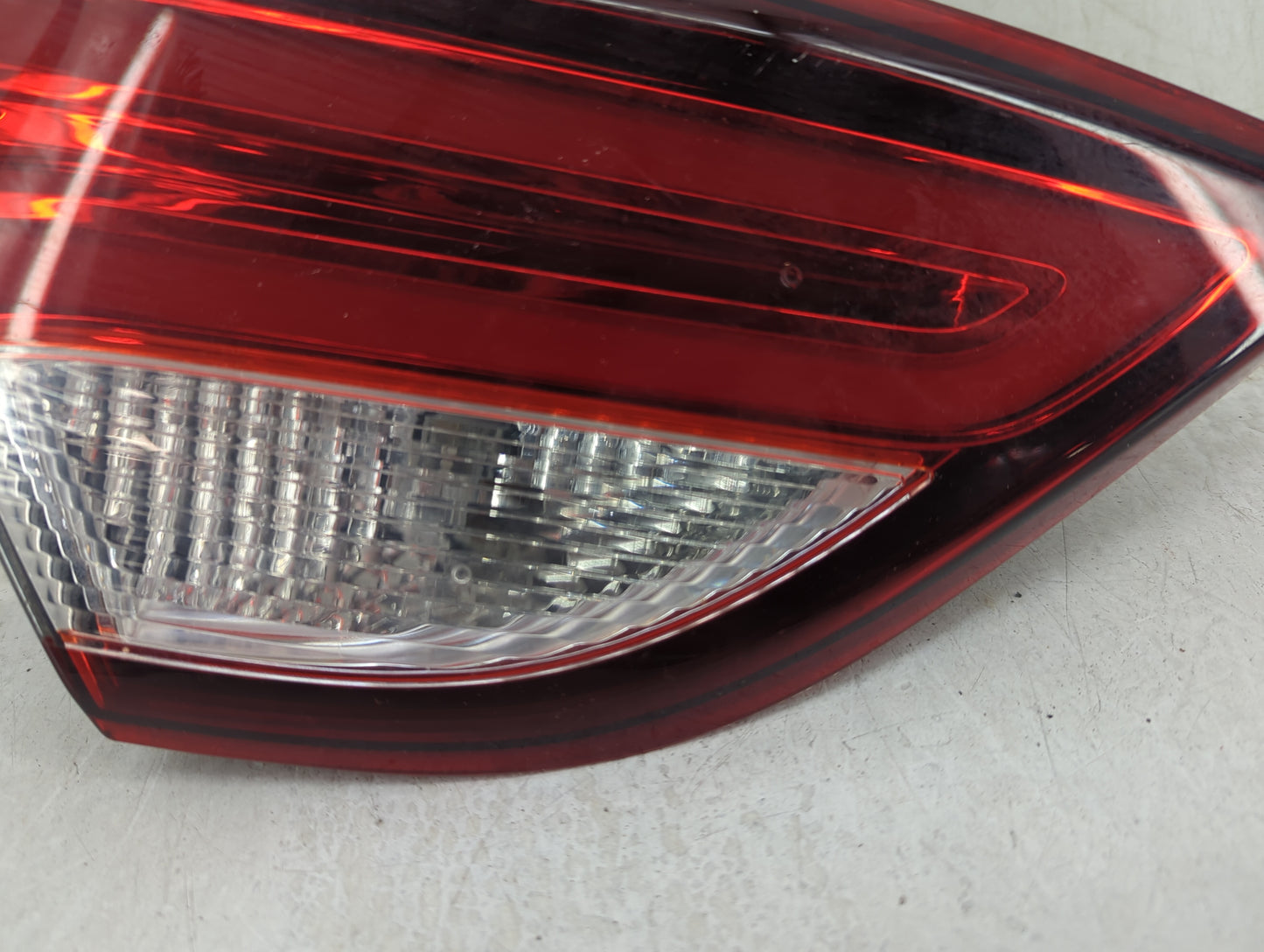 2015-2017 Chrysler 200 Driver Left Side Deck Lid Mounted Tail Light - Oemusedautoparts1.com