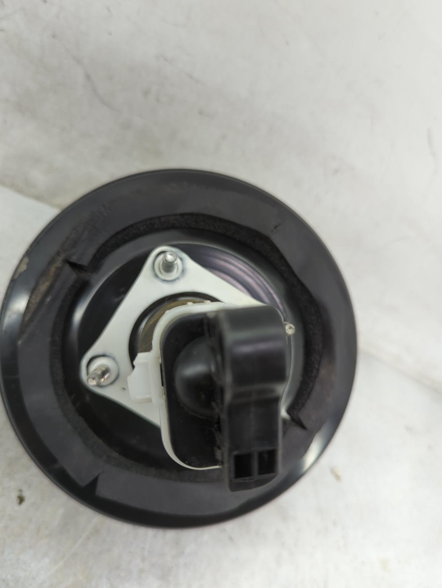 2015-2017 Chrysler 200 Power Brake Booster Oem 1229806 - Oemusedautoparts1.com