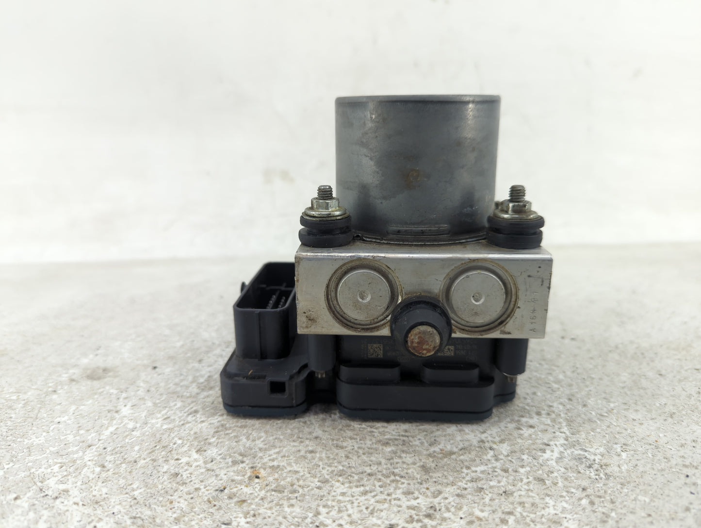 2016 Chrysler 200 ABS Pump Control Module Replacement Fits OEM Used Auto Parts - Oemusedautoparts1.com