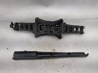 2011 Chrysler 200 Spare Scissor Car Jack 5030147 - Oemusedautoparts1.com