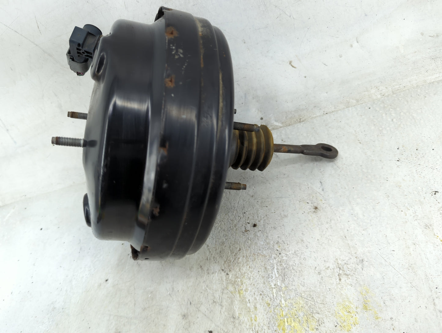 2011-2014 Chrysler 200 Power Brake Booster Oem 5030206 - Oemusedautoparts1.com
