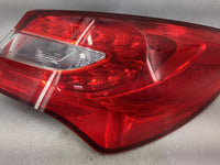2011-2014 Chrysler 200 Tail Light Assembly Passenger Right OEM Fits Fits 2011 2012 2013 2014 OEM Used Auto Parts - Oemusedau