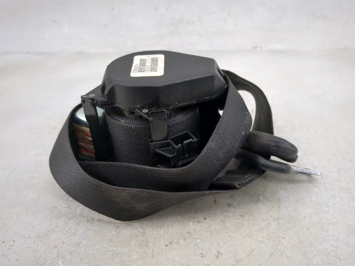 2011-2014 Chrysler 200 Drvier Front Seatbelt Retractor 5030304 - Oemusedautoparts1.com