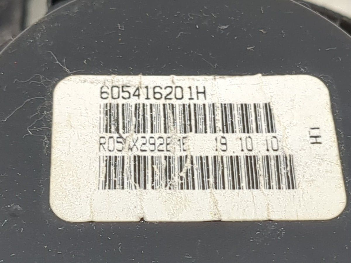 2011-2014 Chrysler 200 Drvier Front Seatbelt Retractor 5030304 - Oemusedautoparts1.com