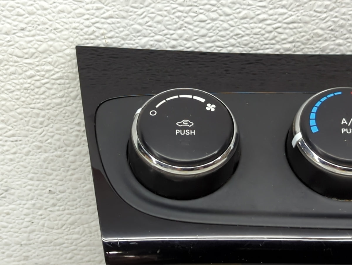 2011-2014 Chrysler 200 Climate Control Module Temperature AC/Heater Replacement Fits Fits 2011 2012 2013 2014 OEM Used Auto 