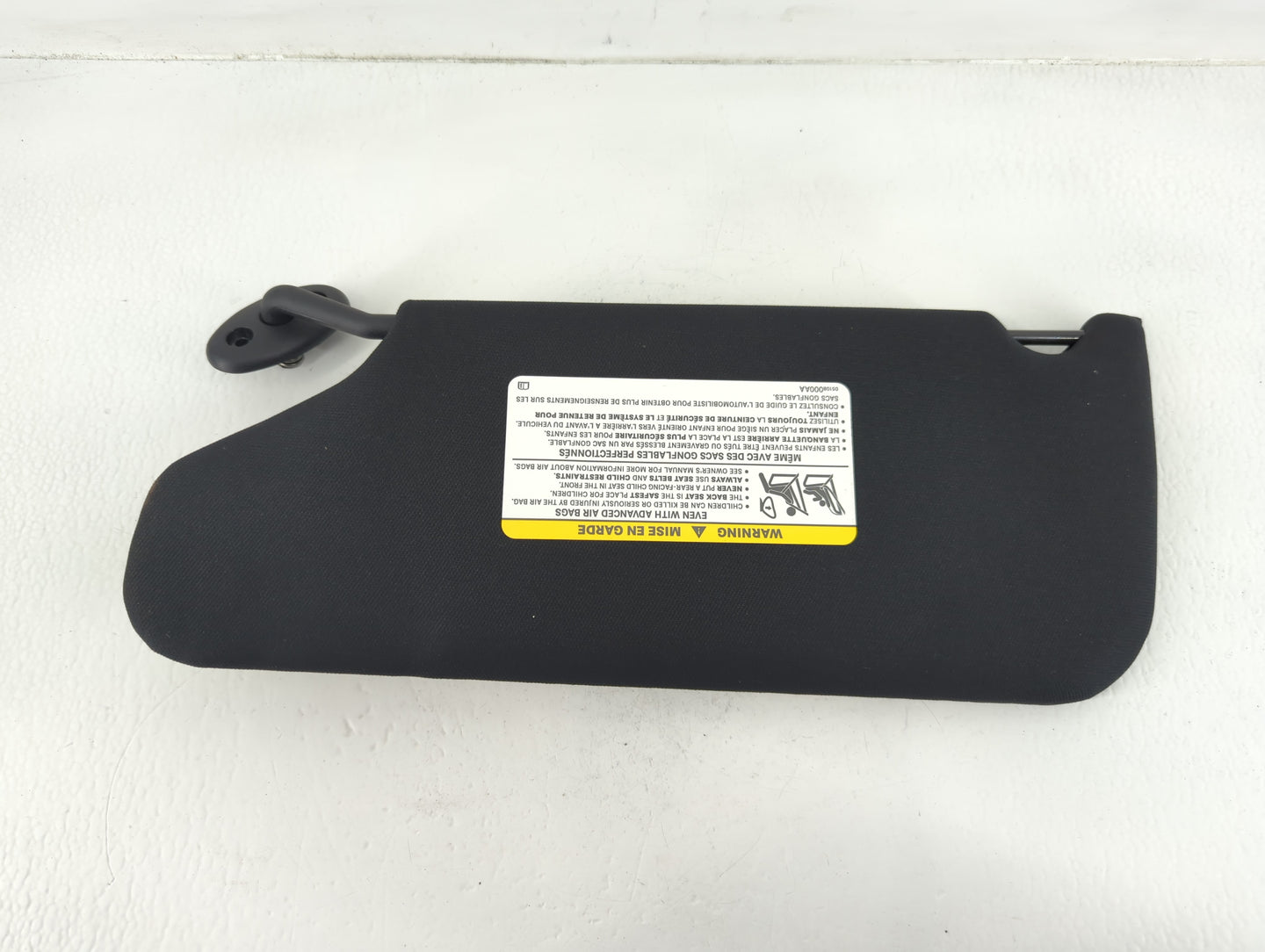 2011-2014 Chrysler 200 Sun Visor Shade Replacement Passenger Right Mirror Fits Fits 2011 2012 2013 2014 OEM Used Auto Parts 