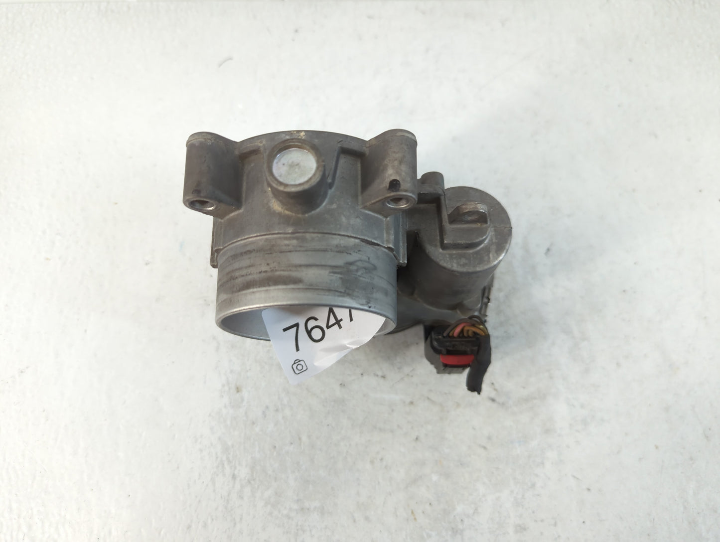 2015-2017 Chrysler 200 Throttle Body P/N:35100-2E710 Fits Fits 2014 2015 2016 2017 2018 2019 2020 2021 2022 OEM Used Auto Pa