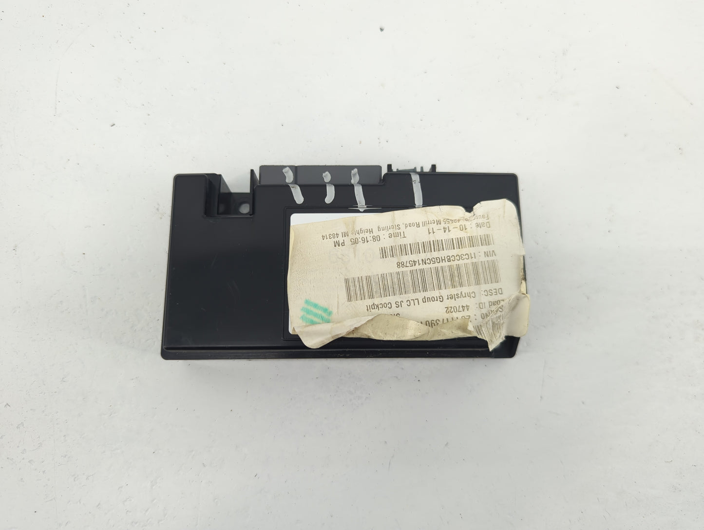 2011-2014 Chrysler 200 Body Control Module Bcm Inner Cabin Fuse Box - Oemusedautoparts1.com