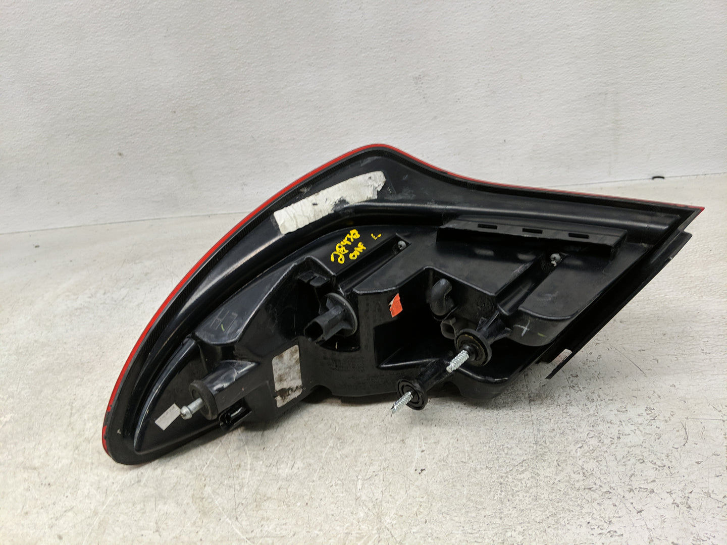 2011-2014 Chrysler 200 Tail Light Assembly Driver Left OEM Fits Fits 2011 2012 2013 2014 OEM Used Auto Parts - Oemusedautopa