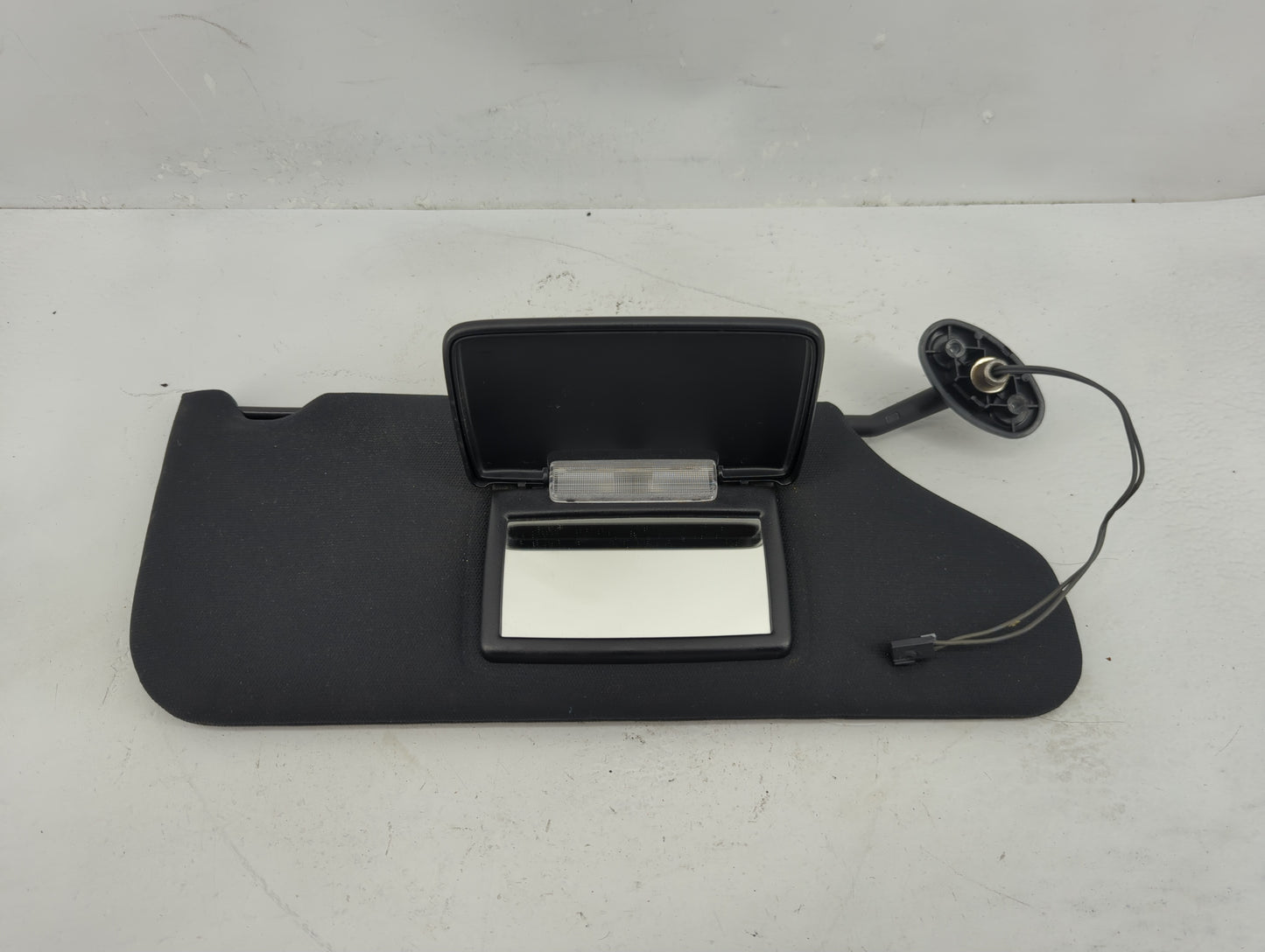 2011-2014 Chrysler 200 Sun Visor Shade Replacement Passenger Right Mirror Fits Fits 2011 2012 2013 2014 OEM Used Auto Parts 