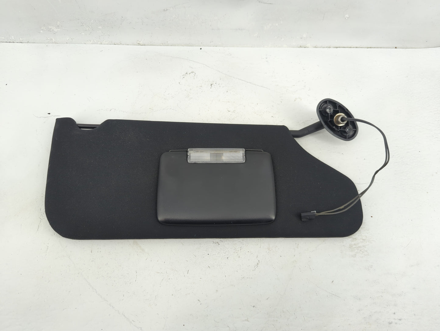 2011-2014 Chrysler 200 Sun Visor Shade Replacement Passenger Right Mirror Fits Fits 2011 2012 2013 2014 OEM Used Auto Parts 