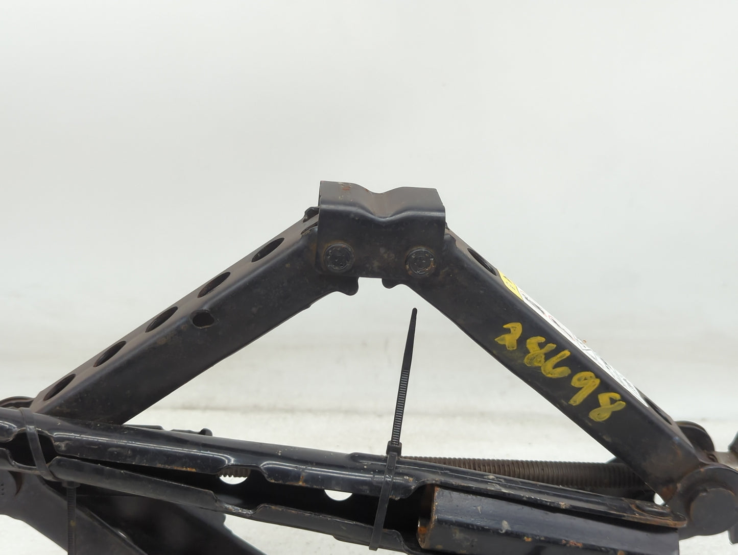 Chrysler 200 Spare Scissor Car Jack - Oemusedautoparts1.com