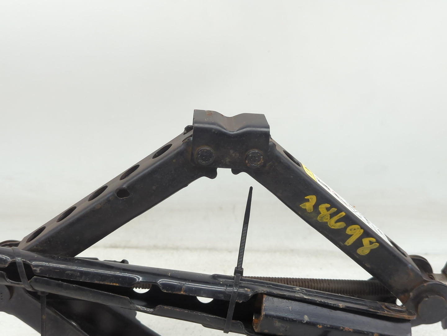 Chrysler 200 Spare Scissor Car Jack - Oemusedautoparts1.com