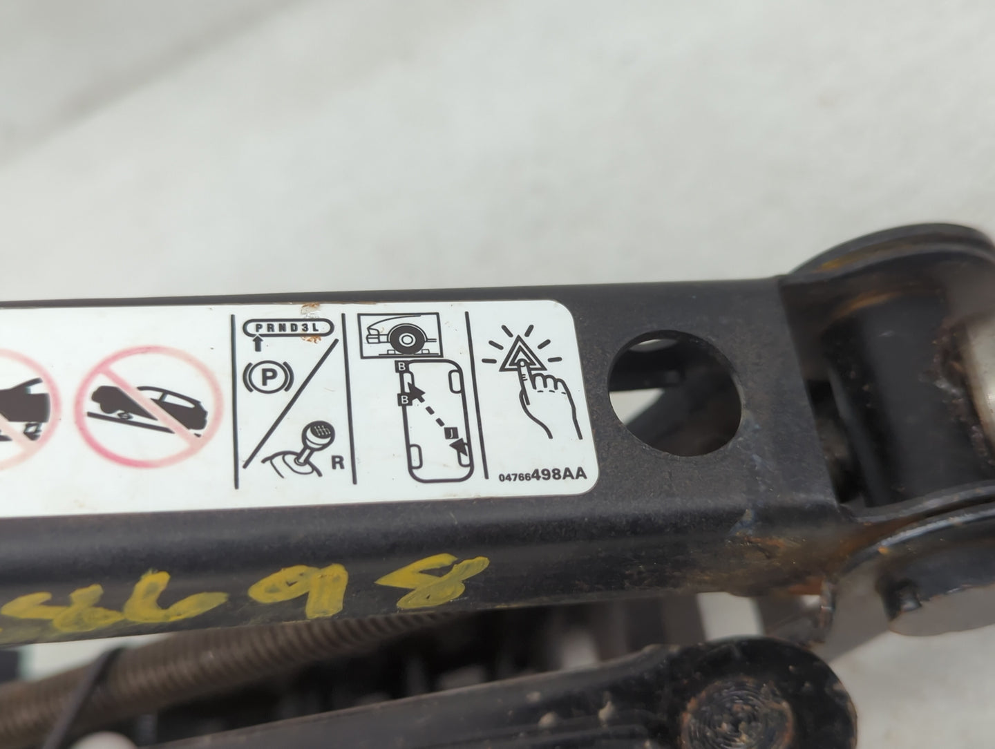 Chrysler 200 Spare Scissor Car Jack - Oemusedautoparts1.com