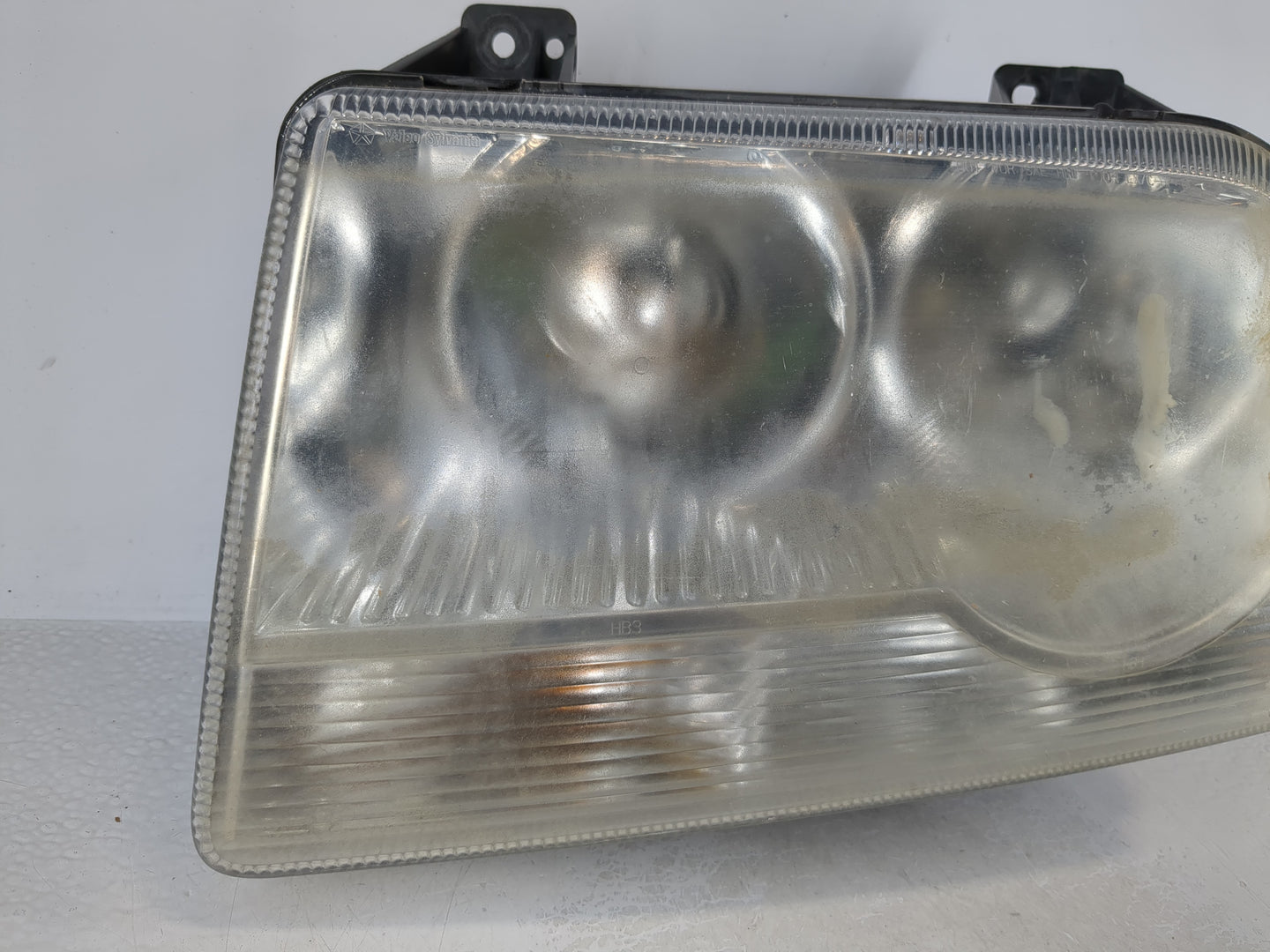 2008-2010 Chrysler 300 Driver Left Oem Head Light Headlight Lamp - Oemusedautoparts1.com