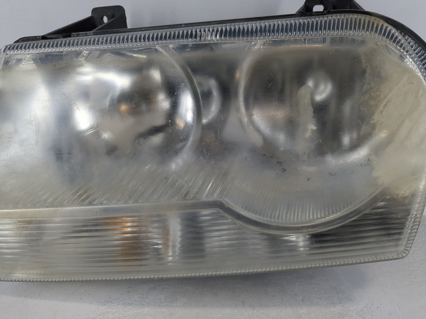 2008-2010 Chrysler 300 Driver Left Oem Head Light Headlight Lamp - Oemusedautoparts1.com
