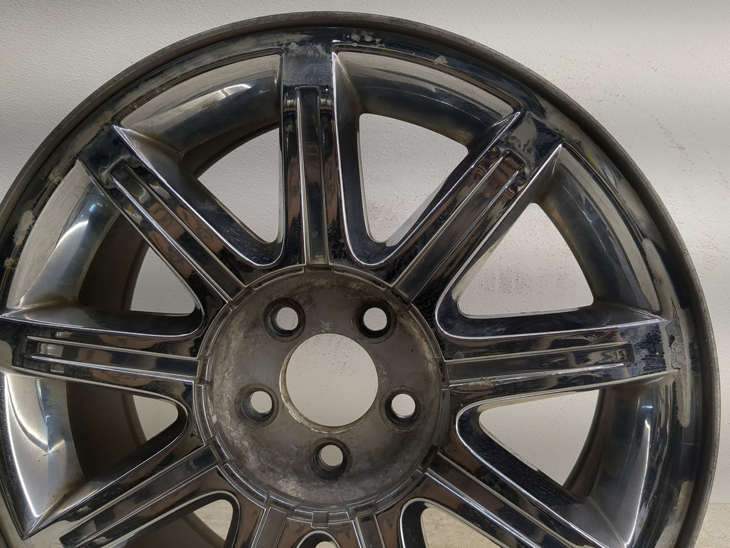 2005-2006 Chrysler 300 Oem Wheel Rim - Oemusedautoparts1.com