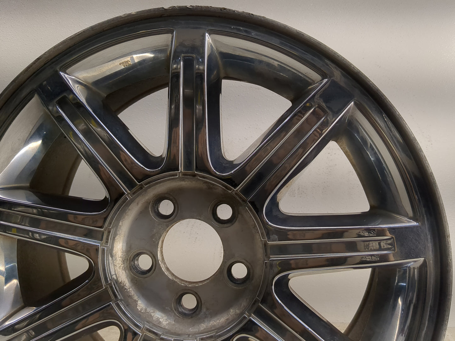 2005-2006 Chrysler 300 Oem Wheel Rim - Oemusedautoparts1.com