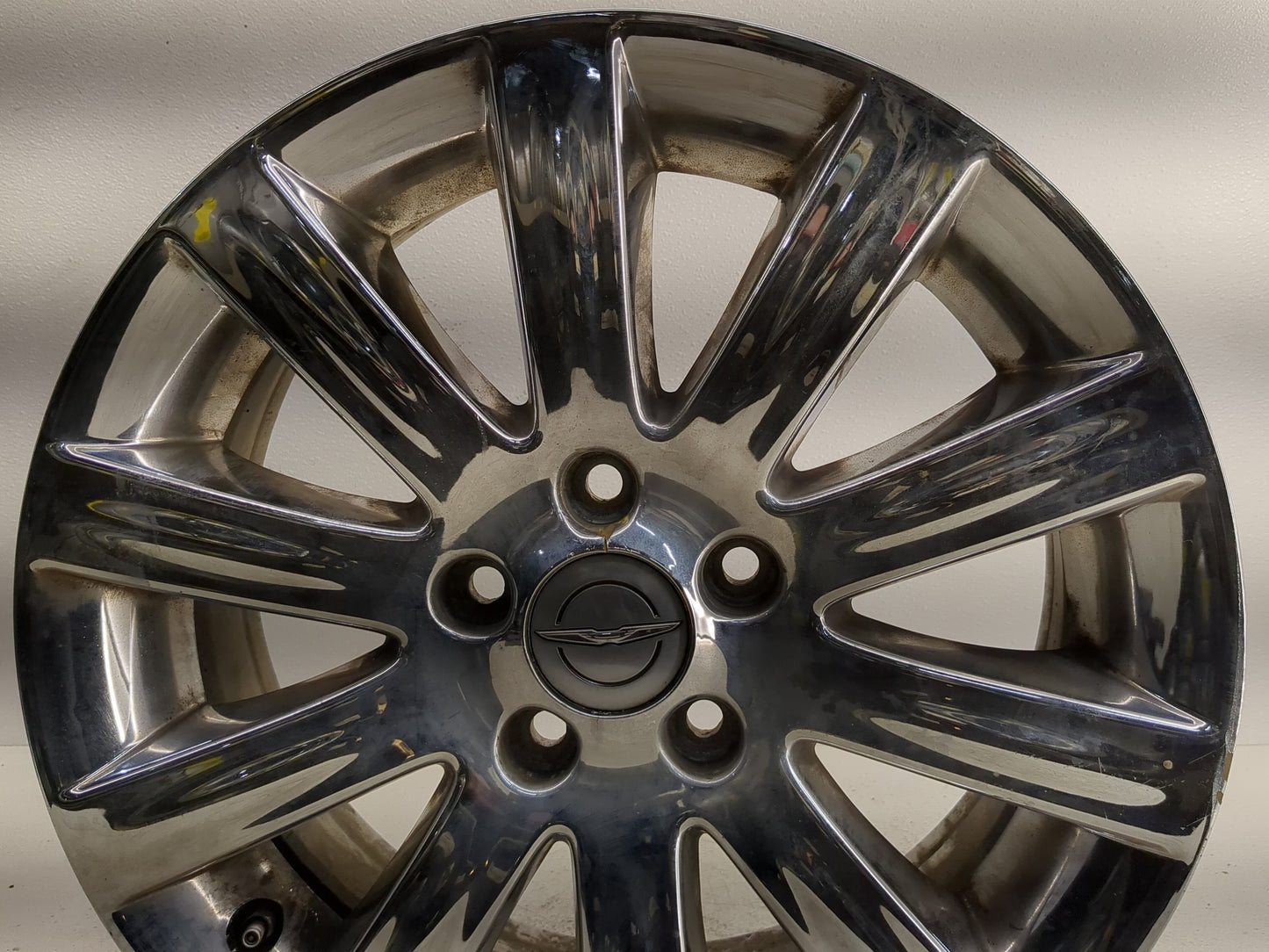 2011-2014 Chrysler 300 Oem Wheel Rim - Oemusedautoparts1.com