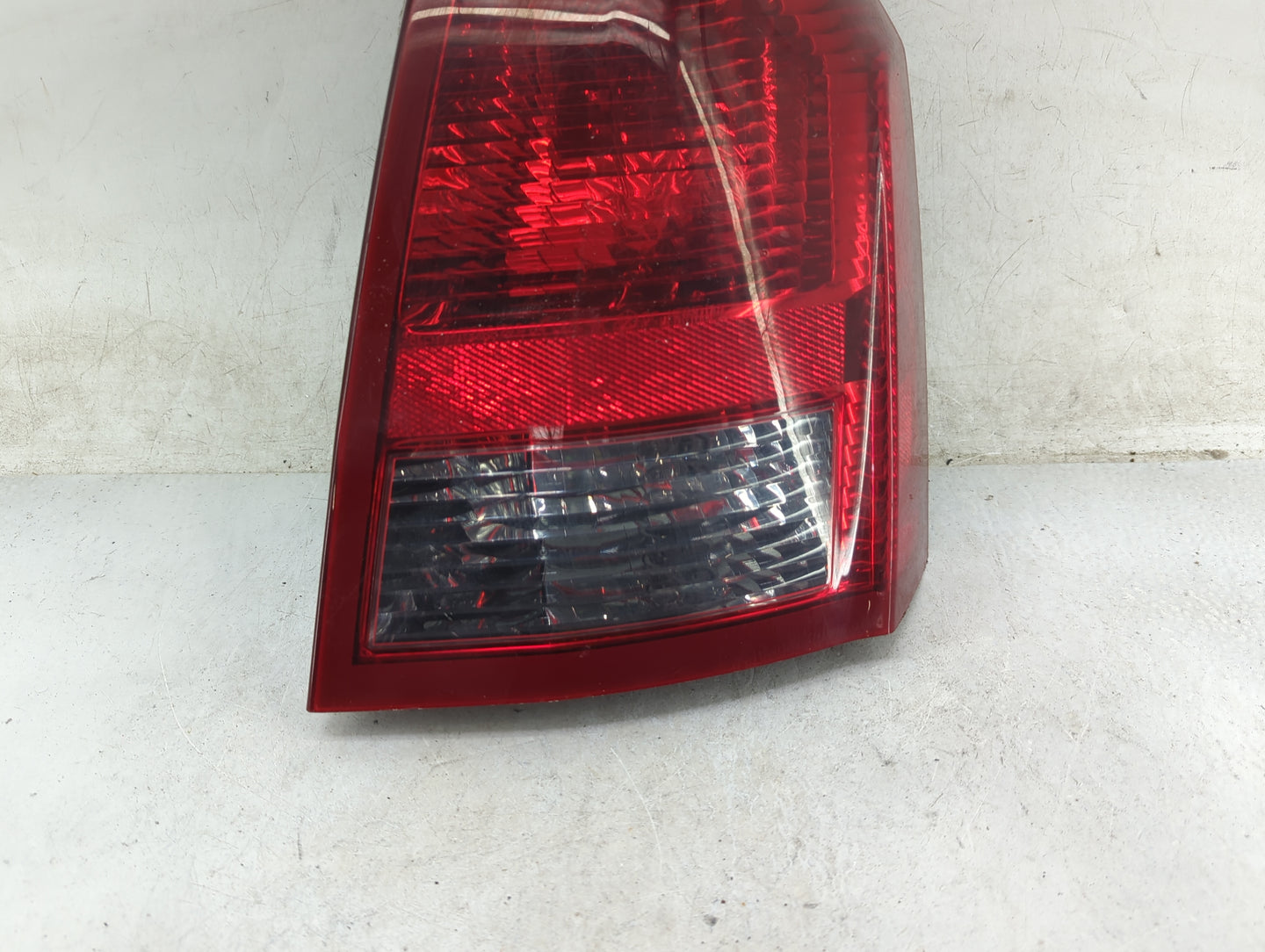 2005-2007 Chrysler 300 Tail Light Assembly Driver Left OEM Fits Fits 2005 2006 2007 OEM Used Auto Parts - Oemusedautoparts1.