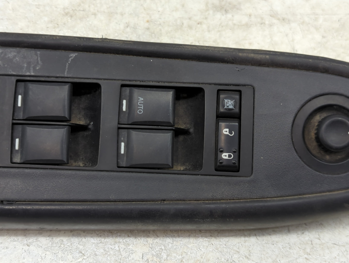 2005-2010 Chrysler 300 Master Power Window Switch Replacement Driver Side Left Fits Fits 2005 2006 2007 2008 2009 2010 OEM U
