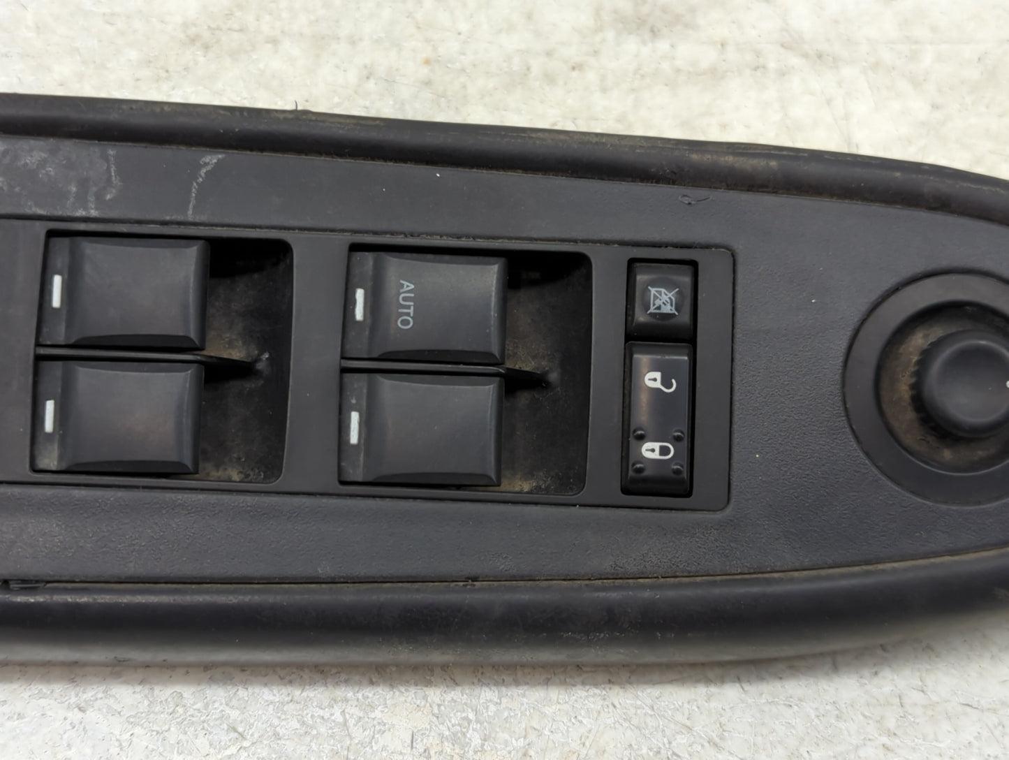 2005-2010 Chrysler 300 Master Power Window Switch Replacement Driver Side Left Fits Fits 2005 2006 2007 2008 2009 2010 OEM U