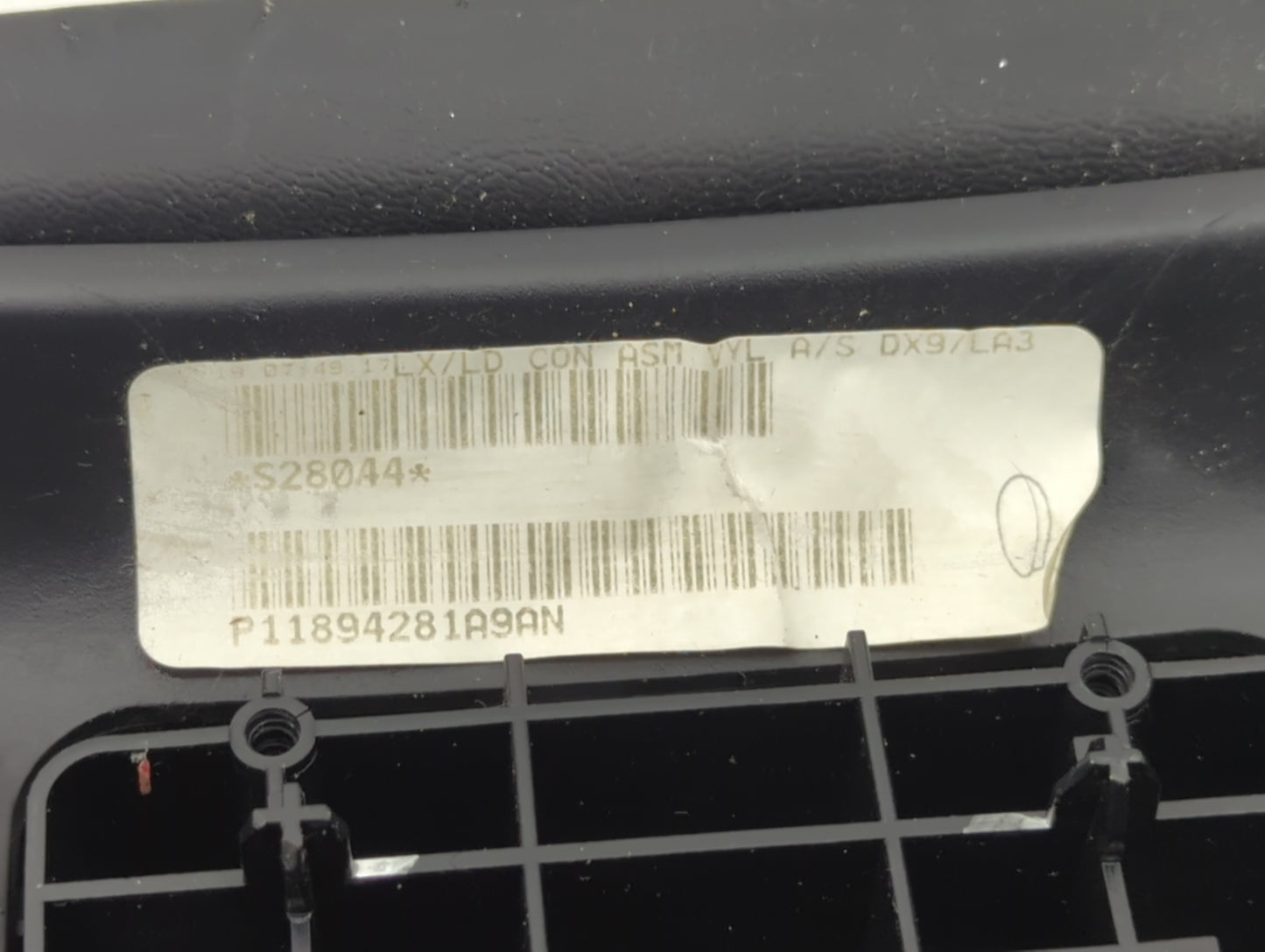 2015-2022 Chrysler 300 Center Console Armrest Cover Lid Fits Fits 2015 2016 2017 2018 2019 2020 2021 2022 OEM Used Auto Part