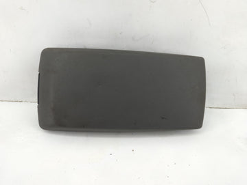 2005 Chrysler 300 Center Console Armrest Cover Lid Fits OEM Used Auto Parts - Oemusedautoparts1.com