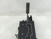 2007 Chrysler 300 Floor Console Assembly Shifter - Oemusedautoparts1.com