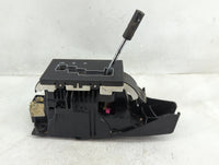 2007 Chrysler 300 Floor Console Assembly Shifter - Oemusedautoparts1.com