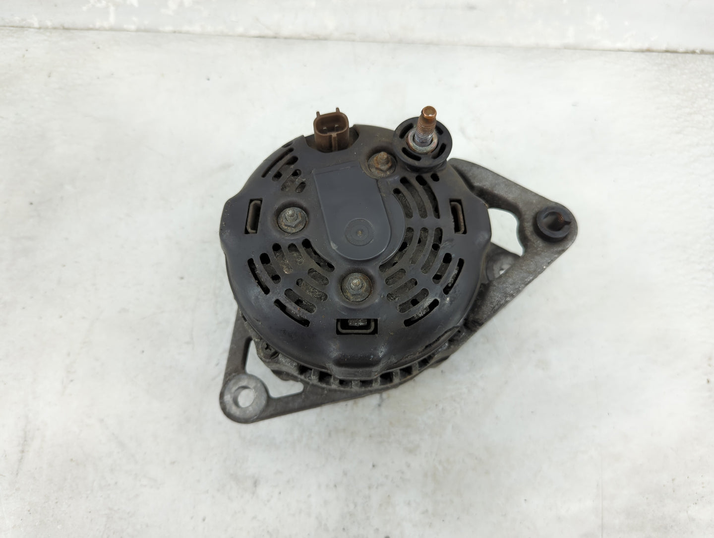 2002-2004 Chrysler 300m Alternator Replacement Generator Charging Assembly Engine OEM Fits Fits 2002 2003 2004 OEM Used Auto