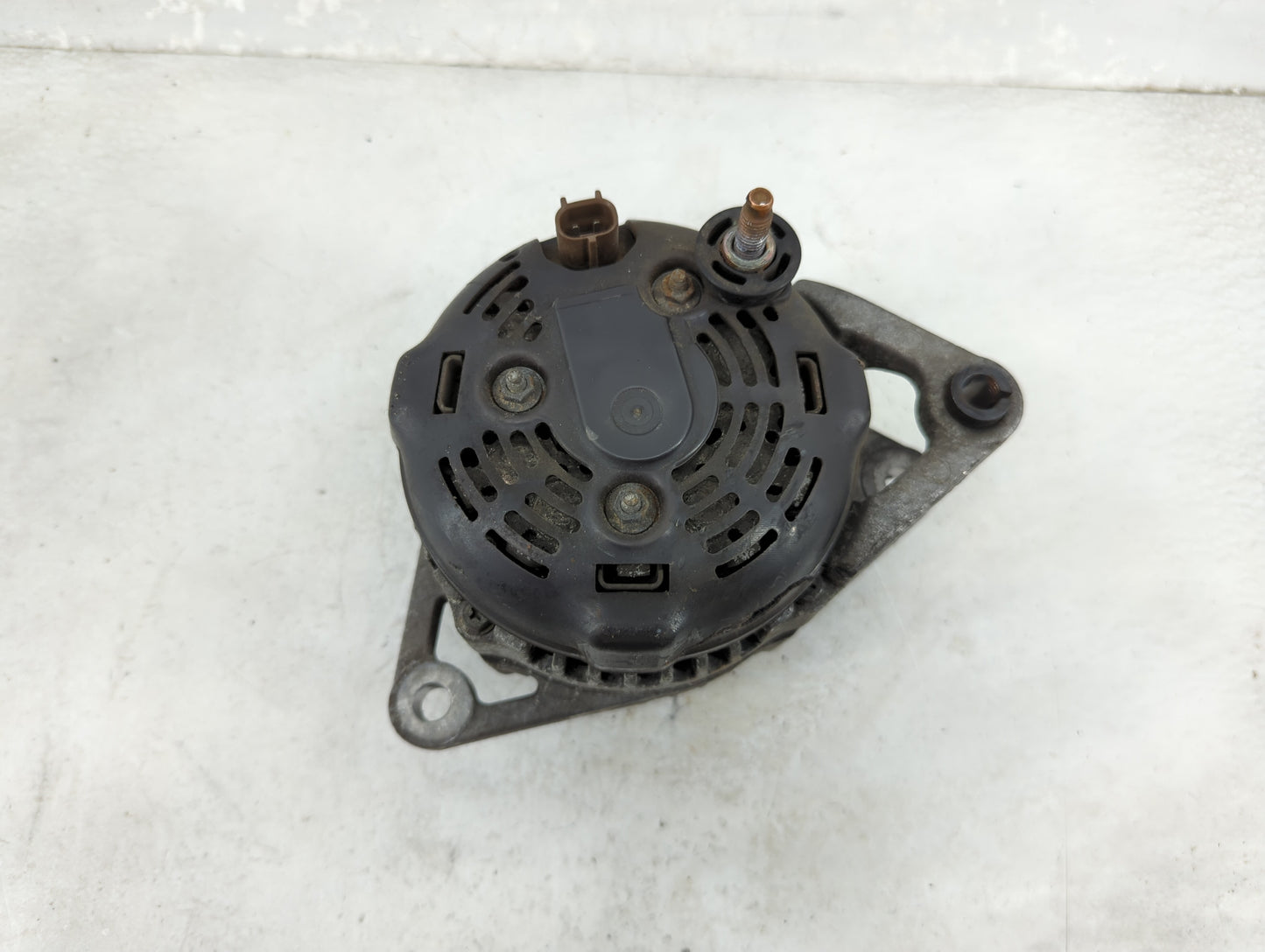 2002-2004 Chrysler 300m Alternator Replacement Generator Charging Assembly Engine OEM Fits Fits 2002 2003 2004 OEM Used Auto