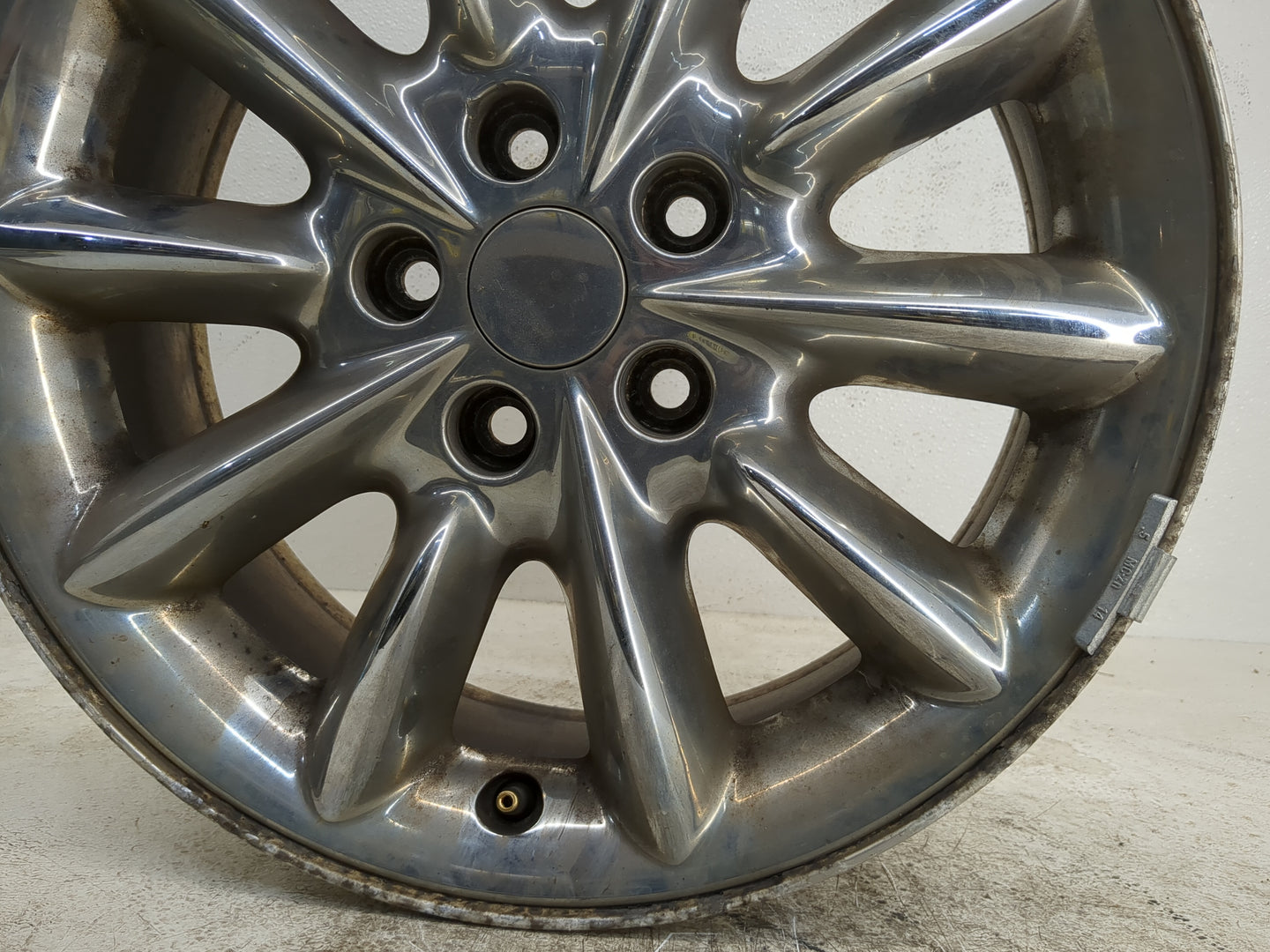 1999-2001 Chrysler 300m Oem Wheel Rim - Oemusedautoparts1.com