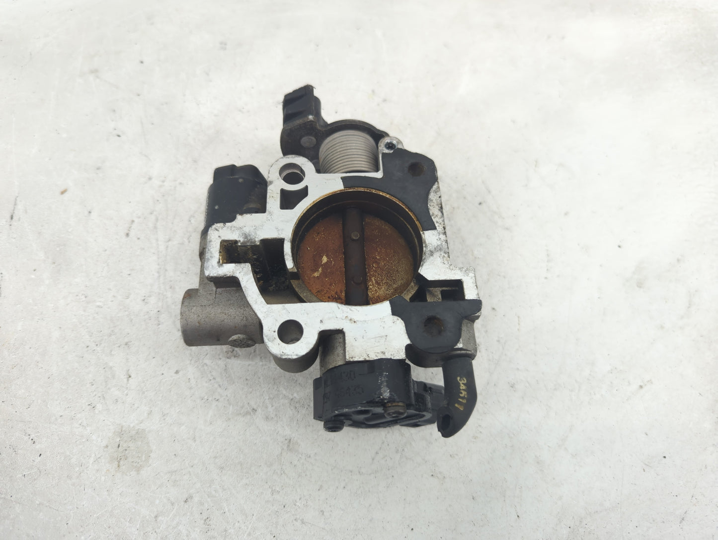 1998-2000 Chrysler Cirrus Throttle Body Fits Fits 1998 1999 2000 OEM Used Auto Parts - Oemusedautoparts1.com