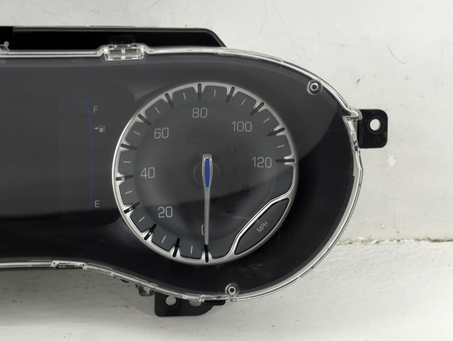 2017-2017 Chrysler Pacifica Information Display Screen - Oemusedautoparts1.com
