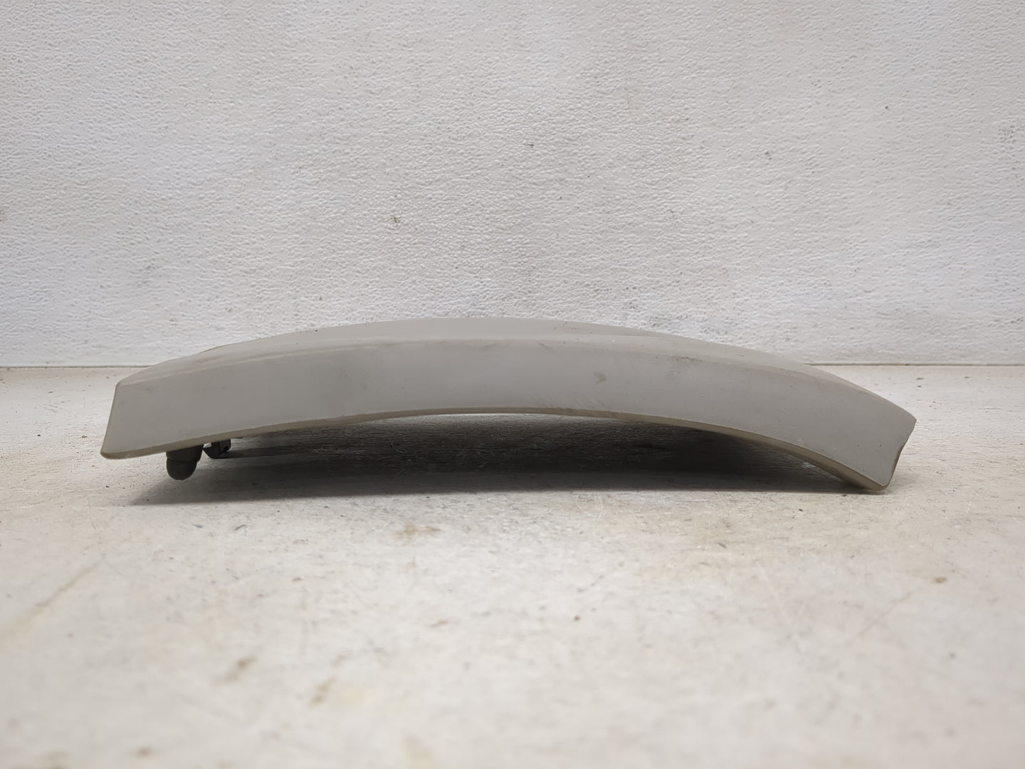 2005-2008 Chrysler Pacifica Center Console Armrest Cover Lid Fits Fits 2005 2006 2007 2008 OEM Used Auto Parts - Oemusedauto