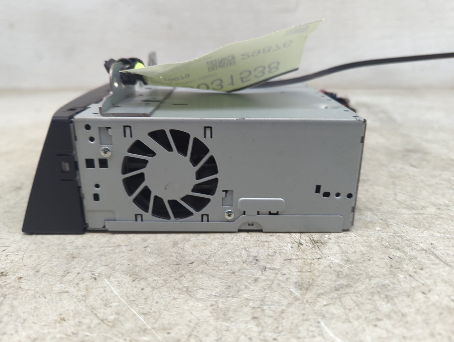 2017-2017 Chrysler Pacifica Information Display Screen 5031538 - Oemusedautoparts1.com