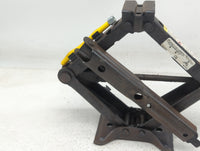 2007 Chrysler Pt Cruiser Spare Scissor Car Jack - Oemusedautoparts1.com