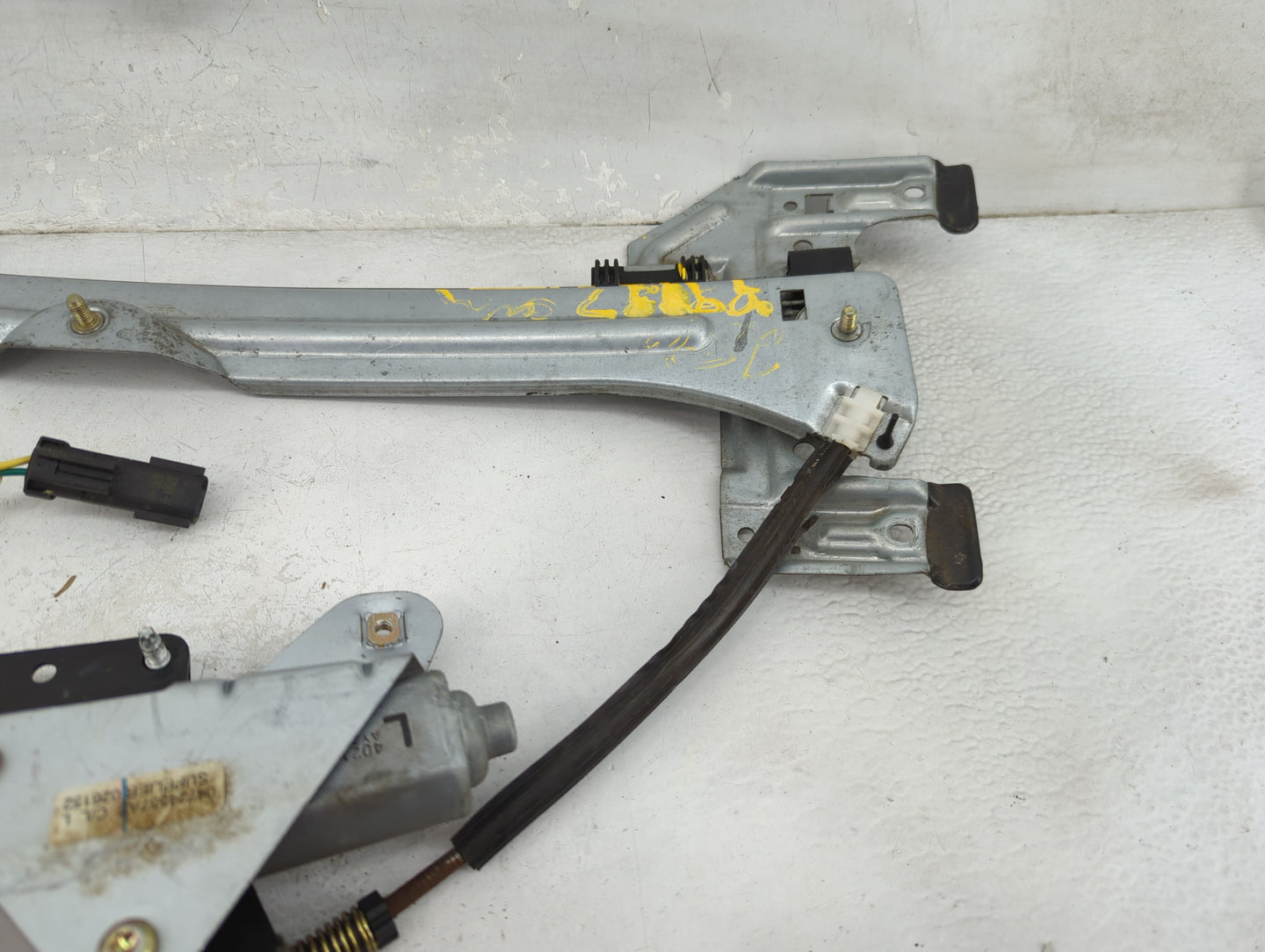 2006-2010 Chrysler Pt Cruiser Used Driver Left Front Window Regulator 1120820 - Oemusedautoparts1.com