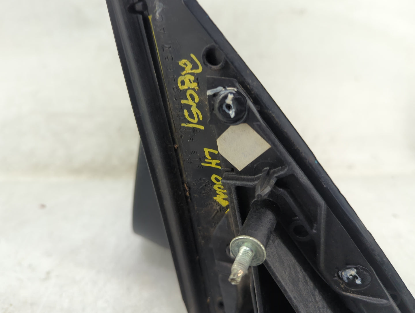 2001-2004 Chrysler Pt Cruiser Driver Side View Mirror - Left Door Mirror OEM Used - Oemusedautoparts1.com