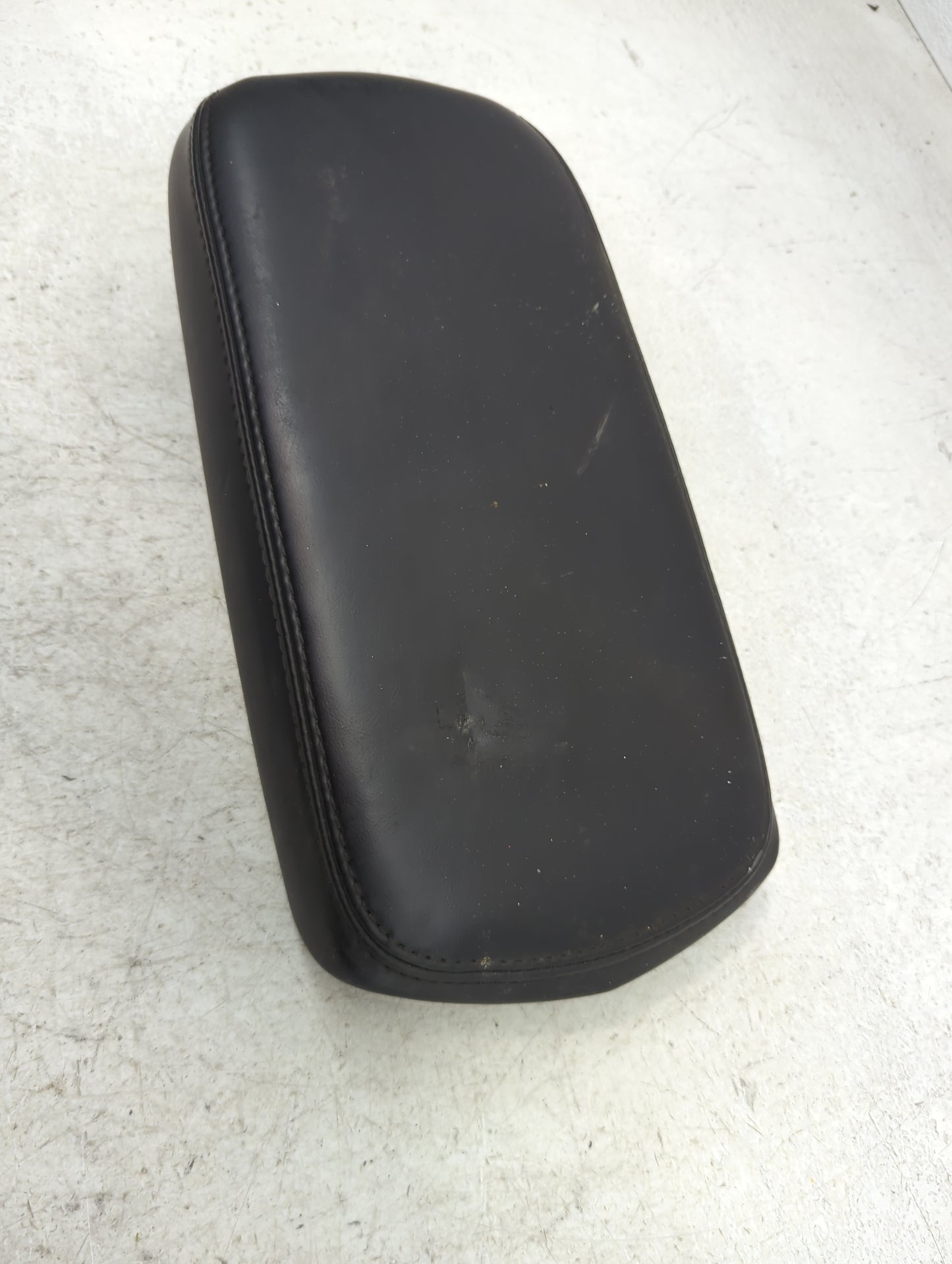 2008-2010 Chrysler Sebring Center Console Armrest Cover Lid Fits Fits 2008 2009 2010 OEM Used Auto Parts - Oemusedautoparts1