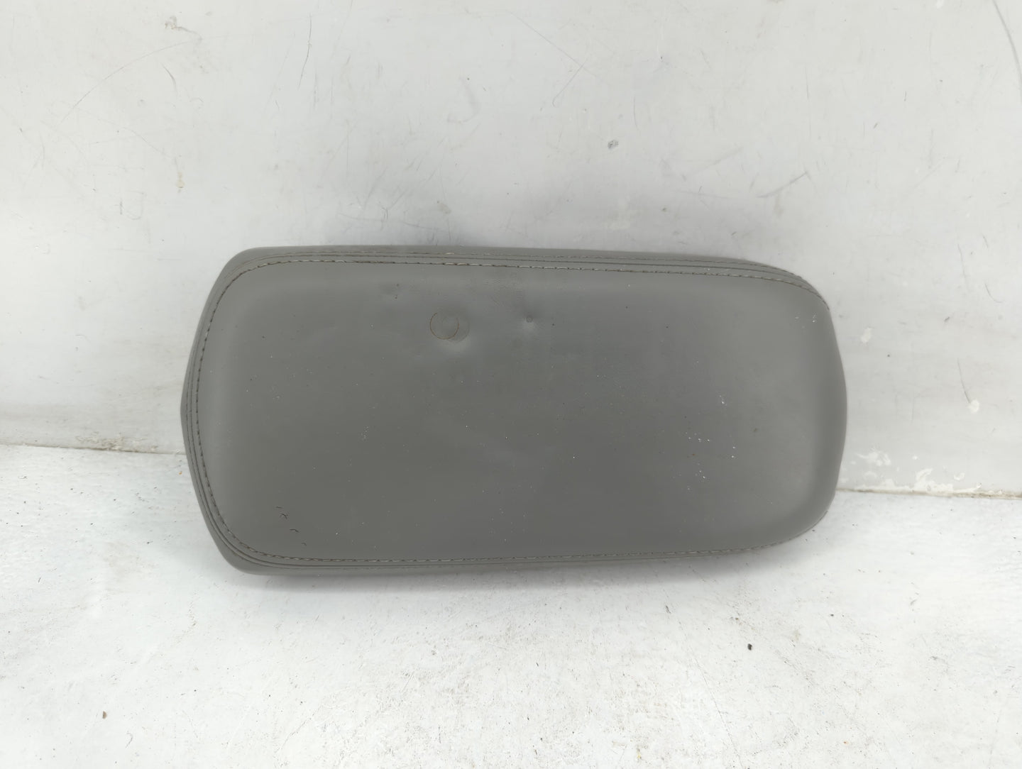 2008-2010 Chrysler Sebring Center Console Armrest Cover Lid Fits Fits 2008 2009 2010 OEM Used Auto Parts - Oemusedautoparts1