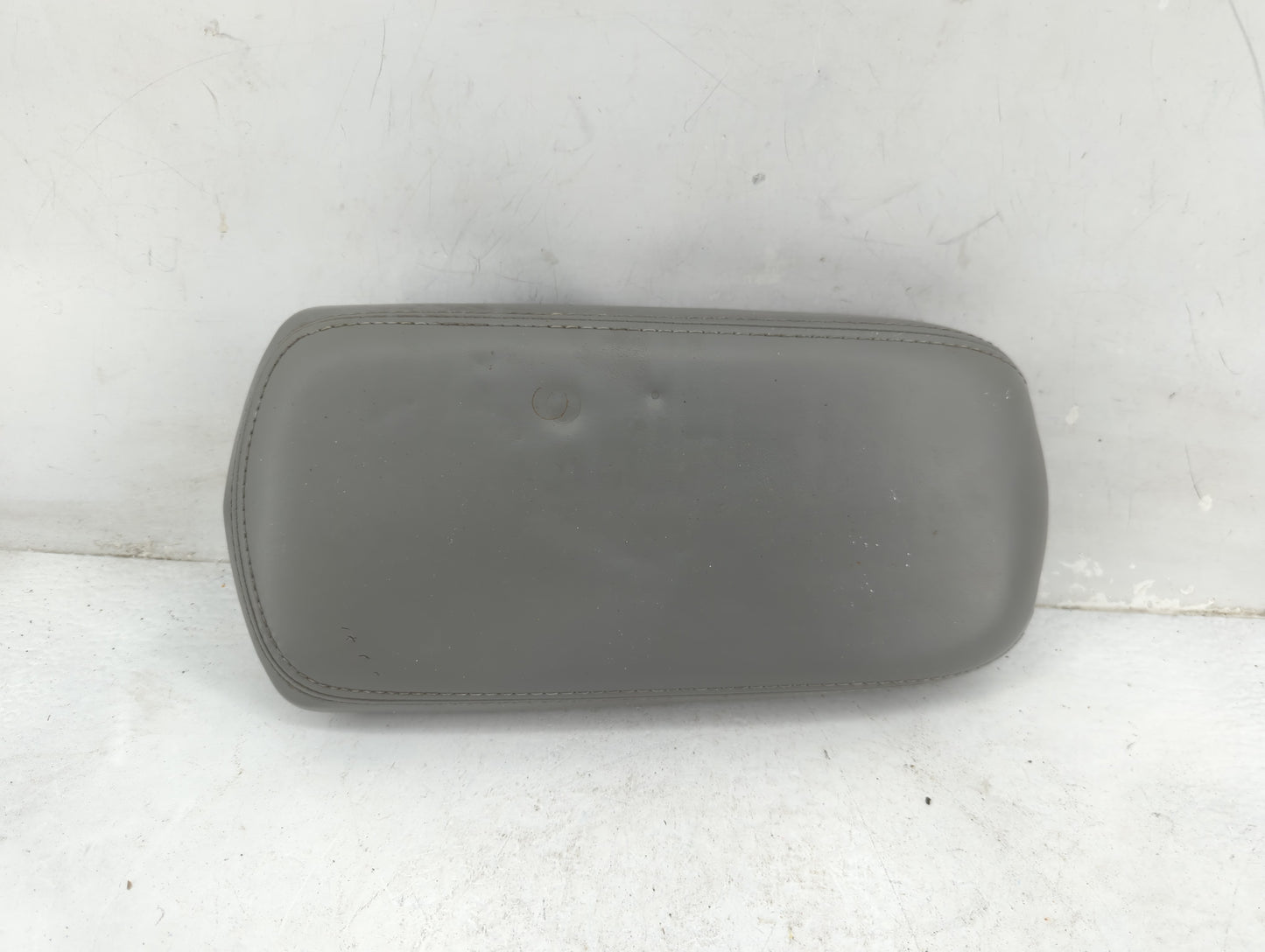 2008-2010 Chrysler Sebring Center Console Armrest Cover Lid Fits Fits 2008 2009 2010 OEM Used Auto Parts - Oemusedautoparts1
